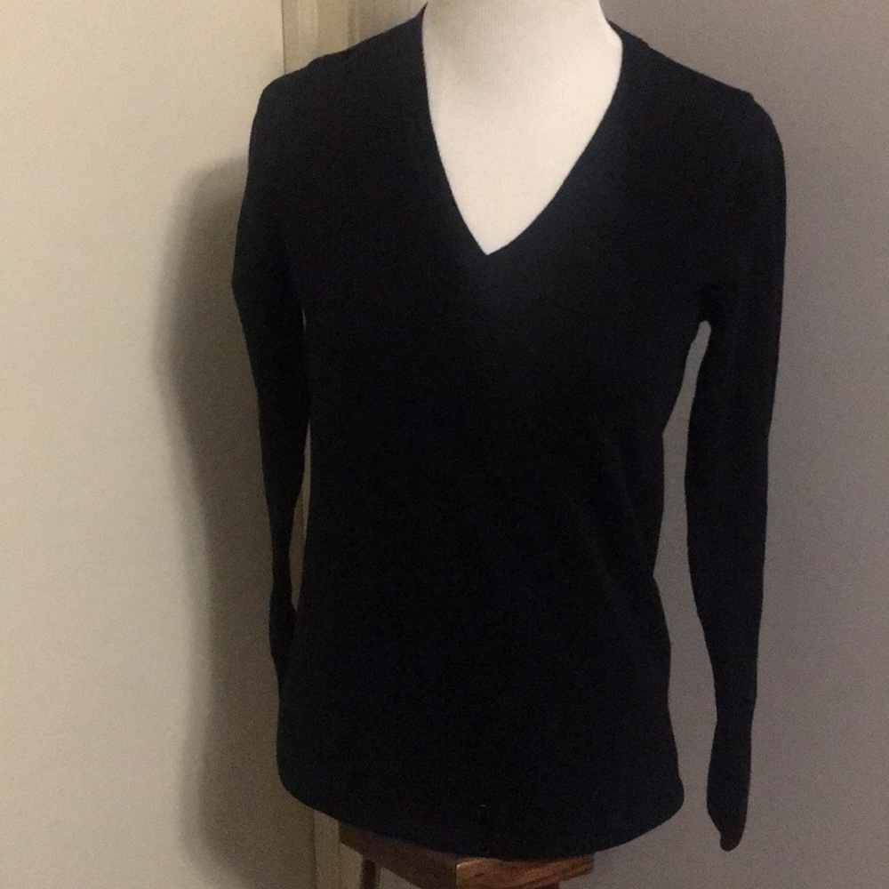 Forever 21 tunic V neck sweater          #1